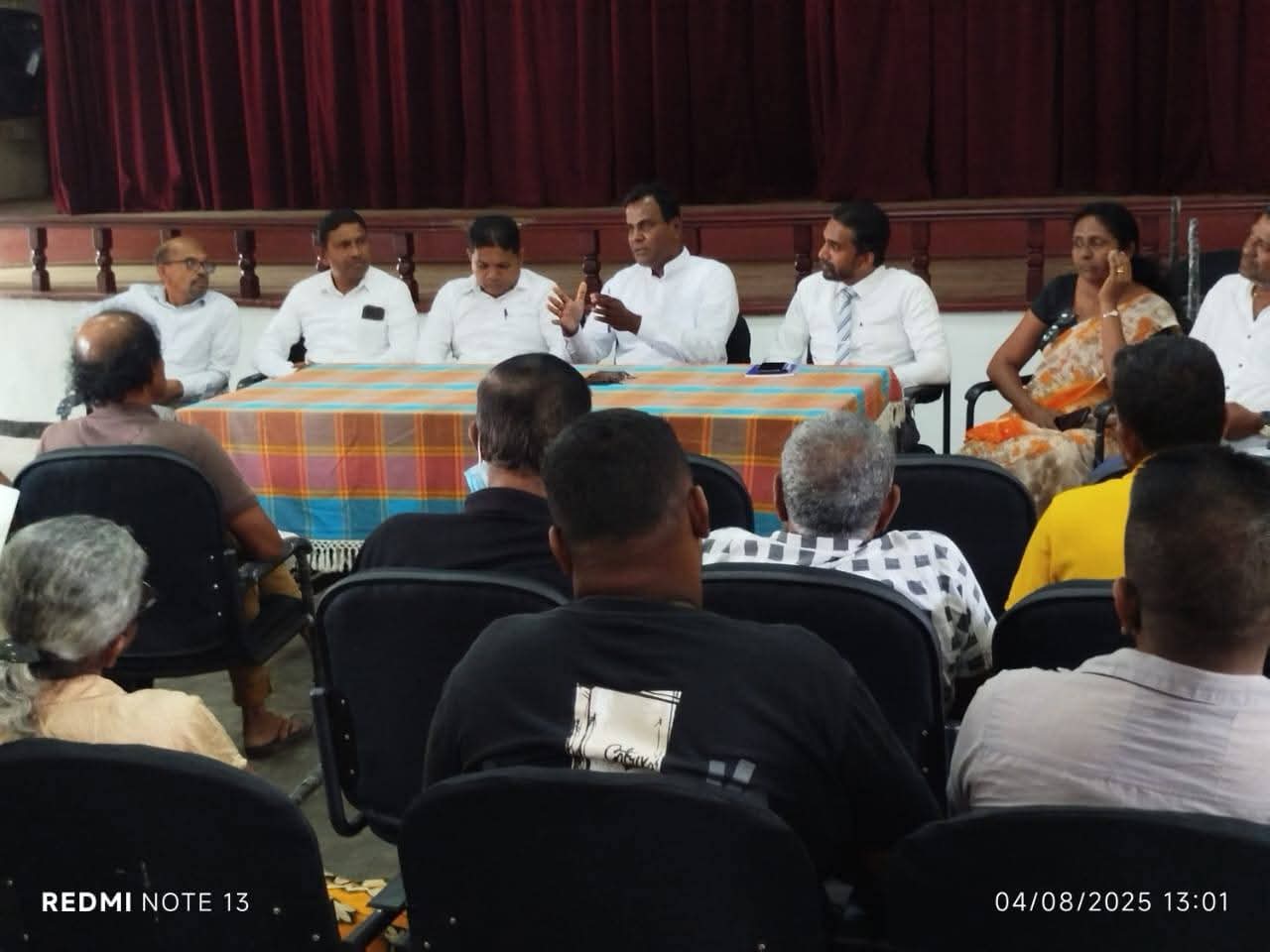 පානදුර ප්‍රාදේශීය සභාවේ සභාපතිතුමාගේ ප්‍රධානත්වයෙන් වාද්දුව පොදු වෙළඳපොළ ව්‍යාපාරික ප්‍රජාව හා මාළු වෙළද  හිමියන් සමග ඉදිරි වැඩකටයුතු සහ සංවර්ධනයන් පිළිබඳව…